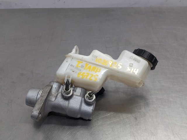 Główny cylinder hamulców 3350887761 TOYOTA