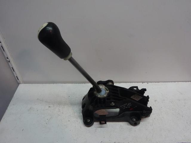 Mechanizm zmiany biegów (cięgno) 335300D0400 TOYOTA