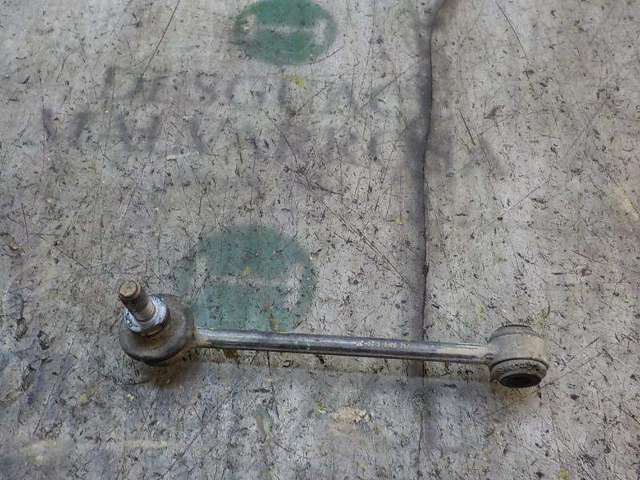 Łącznik stabilizatora tylnego 33556764428 BMW