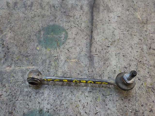 Łącznik stabilizatora tylnego 33556764428 BMW