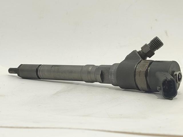 Wtryskiwacz paliwa 3380027010 HYUNDAI