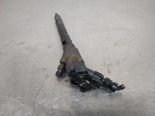 Wtryskiwacz paliwa 3380027400 HYUNDAI