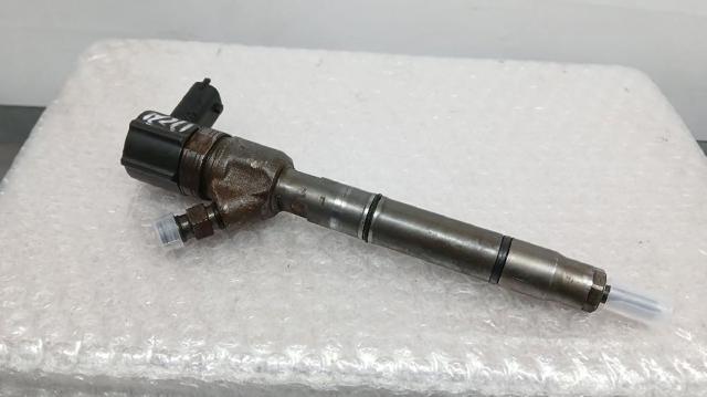 Wtryskiwacz paliwa 338002A400 HYUNDAI