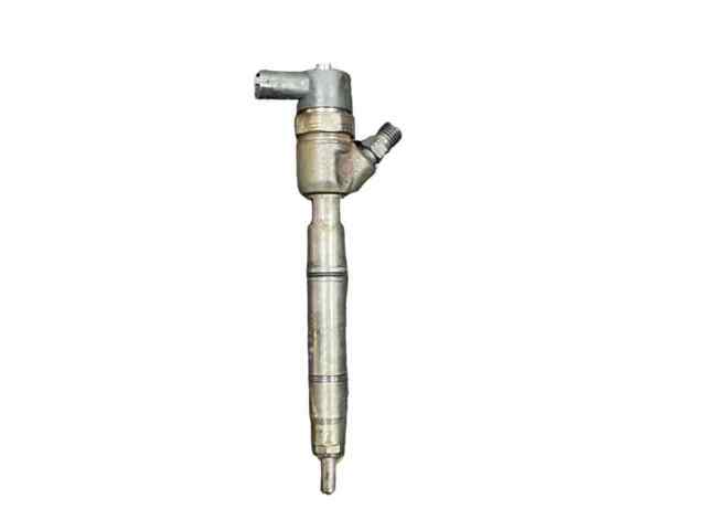 Wtryskiwacz paliwa 338002A400 HYUNDAI