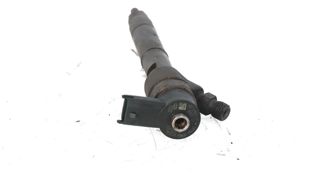 Wtryskiwacz paliwa 338002A400 HYUNDAI