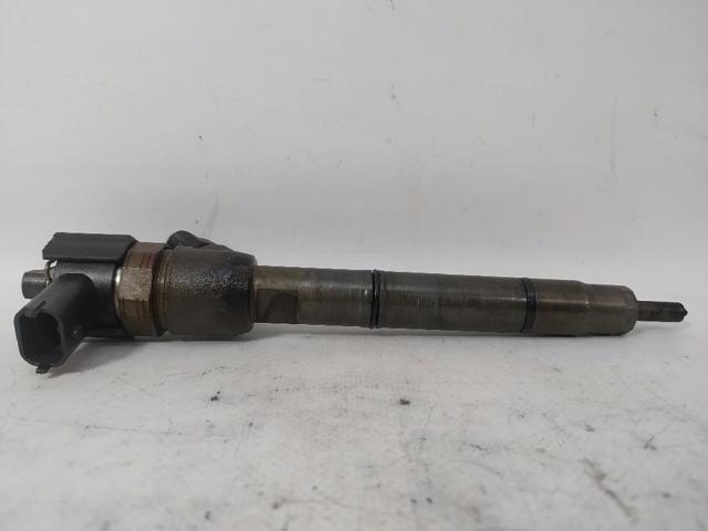 Wtryskiwacz paliwa 338002A400 HYUNDAI