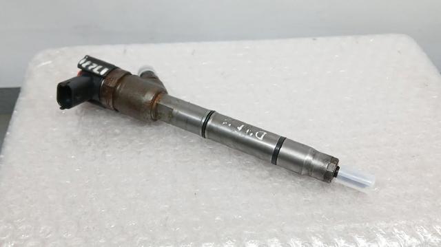 Wtryskiwacz paliwa 338002A400 HYUNDAI