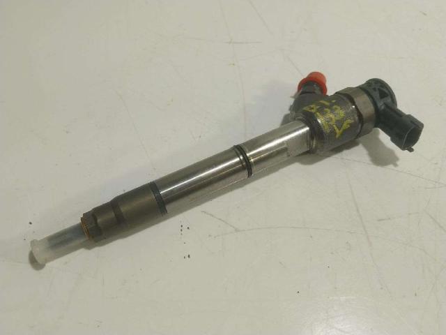 Wtryskiwacz paliwa 338002A610 HYUNDAI