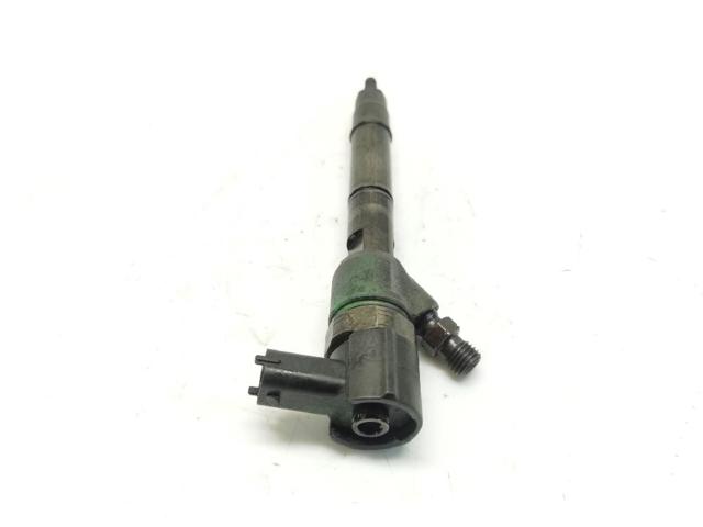 Wtryskiwacz paliwa 338002A800 HYUNDAI