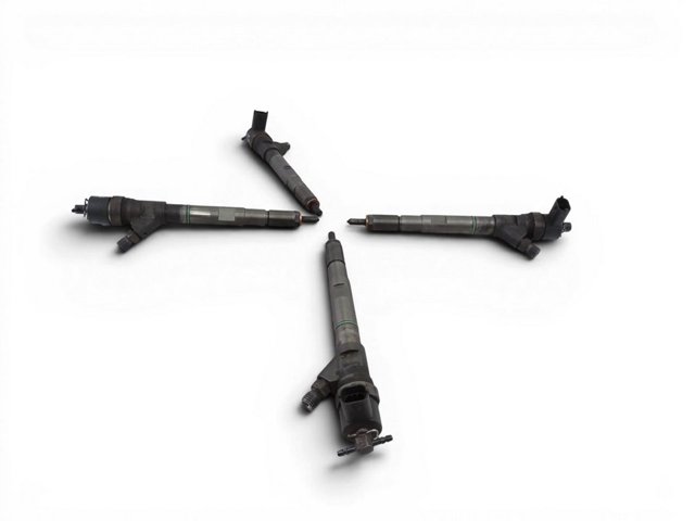 Wtryskiwacz paliwa 338004A000 HYUNDAI