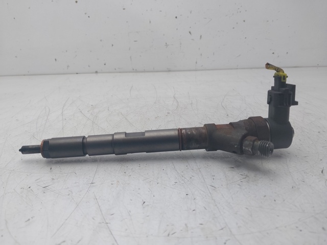 Wtryskiwacz paliwa 338004A160 HYUNDAI