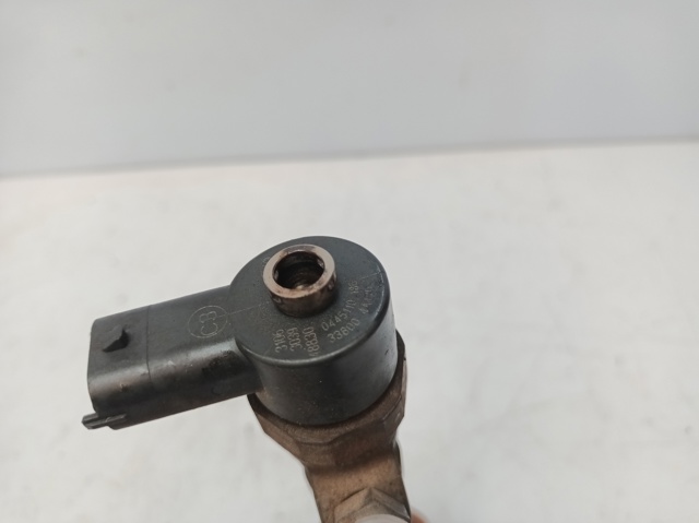 Wtryskiwacz paliwa 338004A170 HYUNDAI