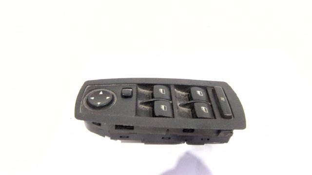 Panel przyciskowy sterowania podnośnikiem szyby przedni lewy 3414352 BMW