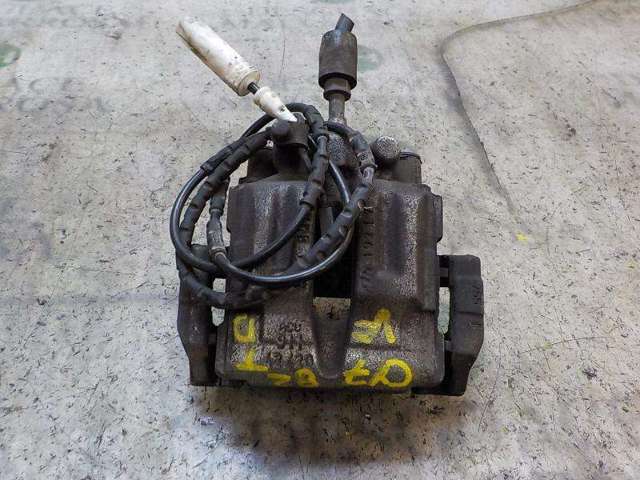 Zacisk hamulcowy tylny prawy 34216768698 BMW