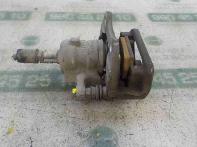 Zacisk hamulcowy tylny prawy 34216776378 BMW