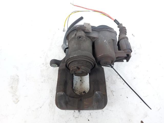 Zacisk hamulcowy tylny prawy 34216791018 BMW