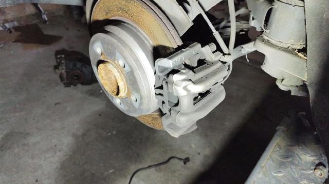 34216850858 BMW