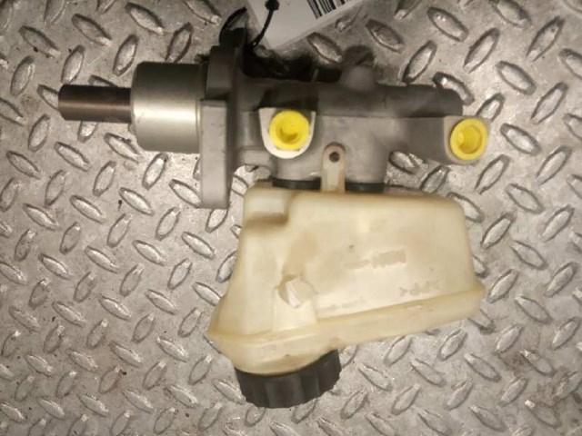 Główny cylinder hamulców 34311165582 BMW