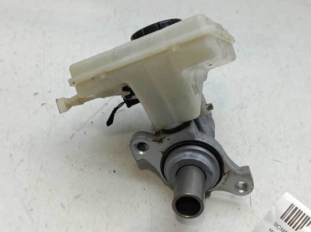 Zbiorniczek głównego cylindra hamulcowego (płynu hamulcowego) 34336772413 BMW