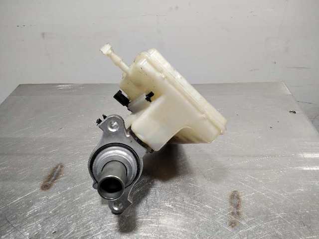 Zbiorniczek głównego cylindra hamulcowego (płynu hamulcowego) 34336772413 BMW