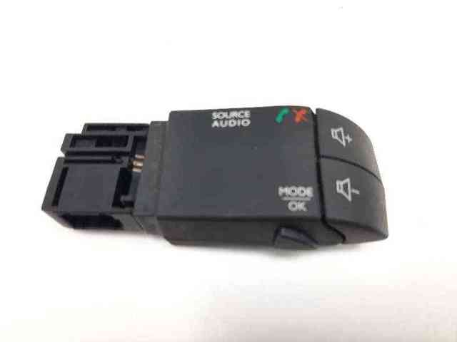 Wielofunkcyjny pilot sterowania 344422023GB RENAULT