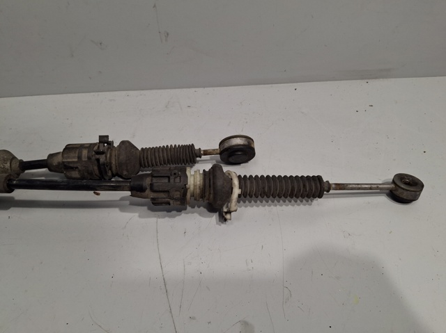 Mechanizm zmiany biegów (cięgno) 349012637R RENAULT