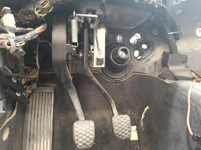 Pedał sprzęgła 35006878300 BMW