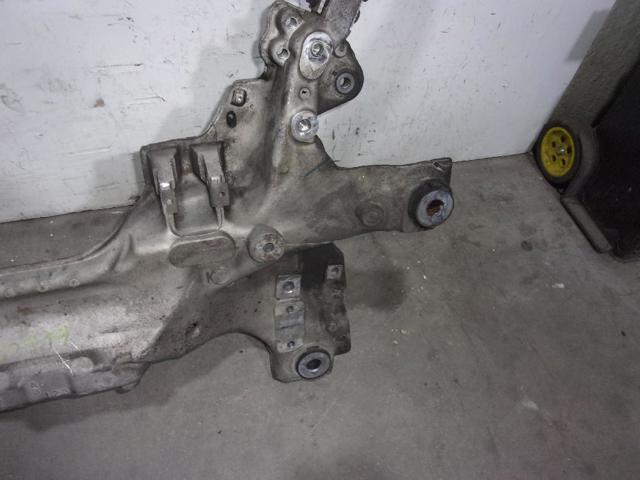Korpus osi przedniej Peugeot 407 6E