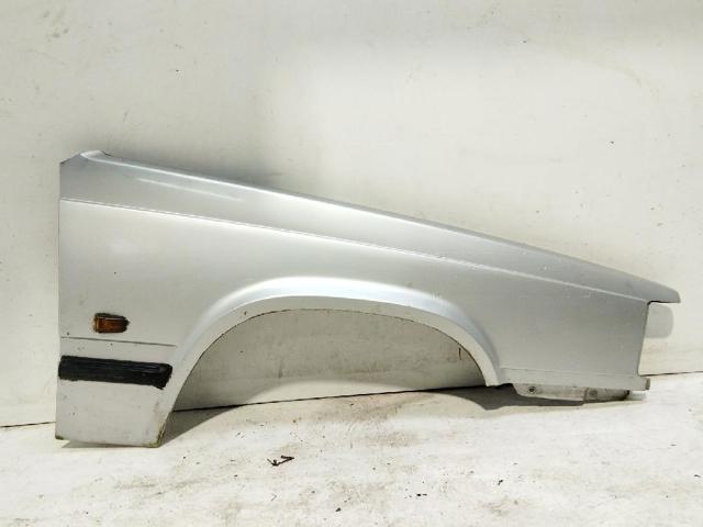 Błotnik przedni prawy Volvo 940 944