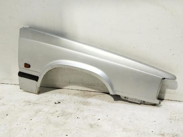 Błotnik przedni prawy Volvo 940 944