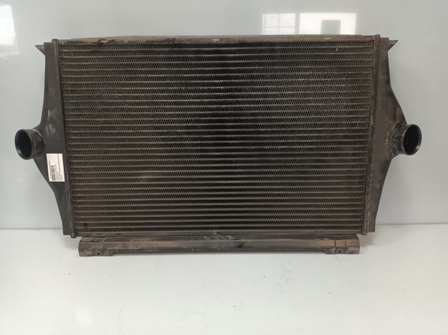 Chłodnica intercoolera Volvo 740 744