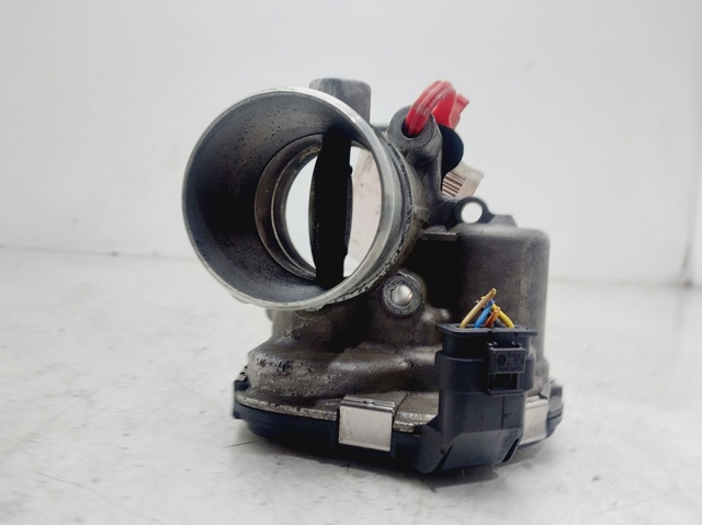 Przepustnica, komplet 351002A600 HYUNDAI