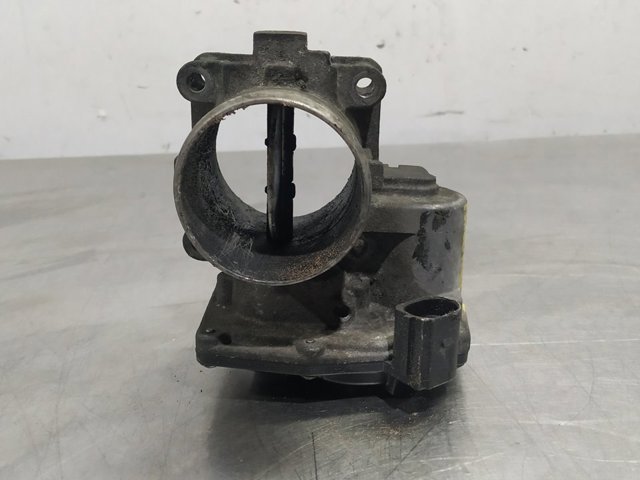 Przepustnica, komplet 351002F100 HYUNDAI