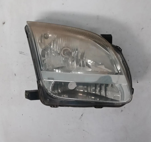Reflektor prawy 3512086G10000 SUZUKI