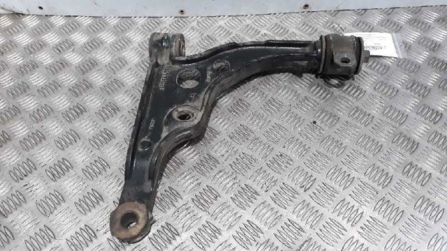 Wahacz zawieszenia przedniego dolny lewy 3520N3 PEUGEOT
