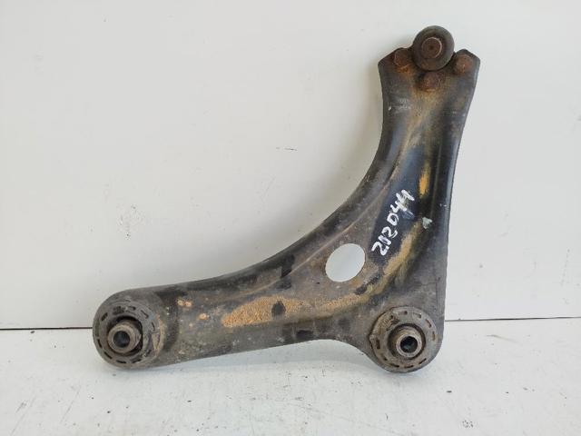 Wahacz zawieszenia przedniego dolny lewy 3520R0 PEUGEOT