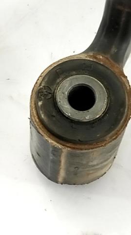 Wahacz zawieszenia przedniego dolny lewy 3520V3 PEUGEOT