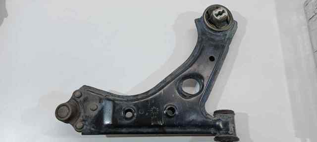 Wahacz zawieszenia przedniego dolny lewy 3520W3 PEUGEOT