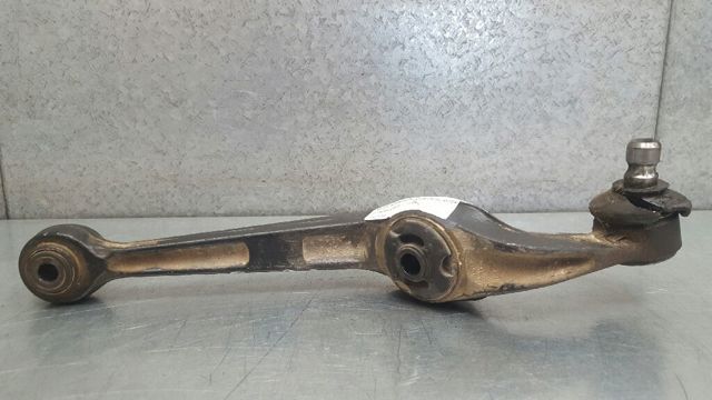 Wahacz zawieszenia przedniego dolny prawy 352134 PEUGEOT