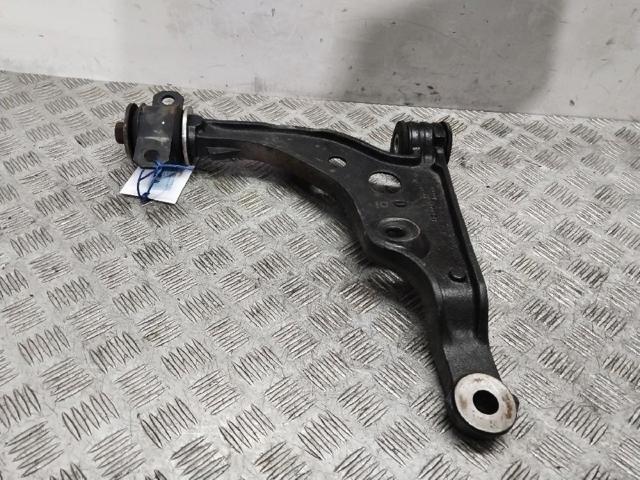 Wahacz zawieszenia przedniego dolny prawy 3521J4 PEUGEOT