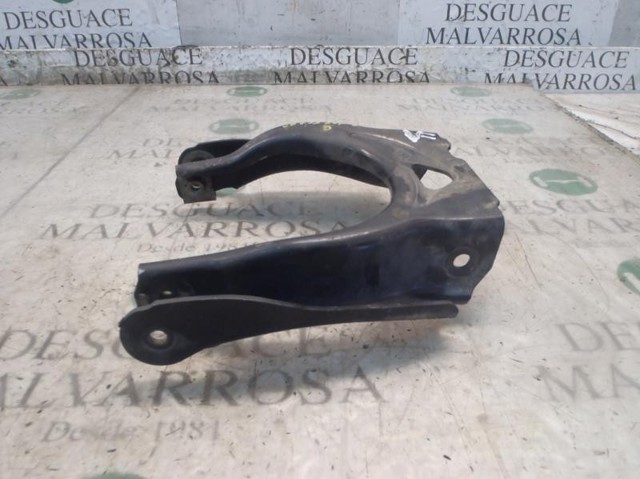Wahacz zawieszenia przedniego prawy górny Peugeot 407 6E