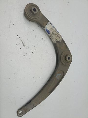 Wahacz zawieszenia przedniego dolny prawy 3521P3 PEUGEOT
