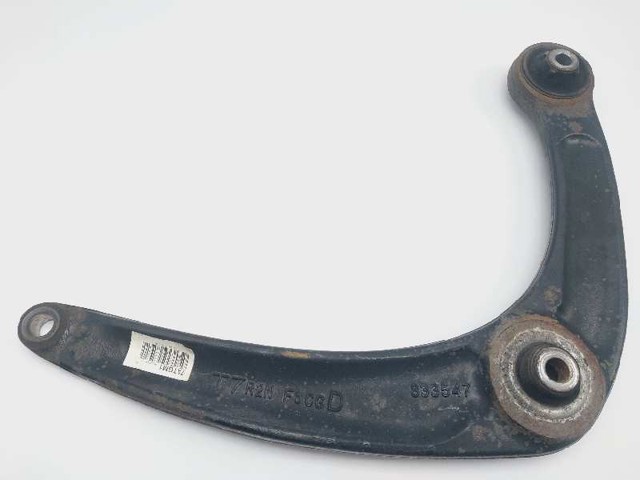 Wahacz zawieszenia przedniego dolny prawy 3521R3 PEUGEOT