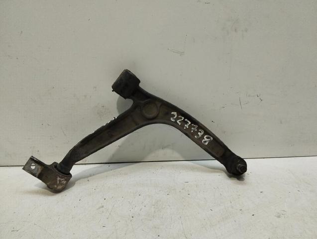 Wahacz zawieszenia przedniego dolny prawy 3521R4 PEUGEOT