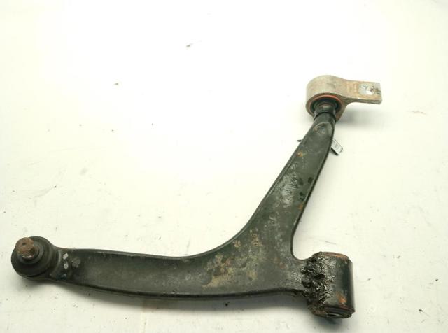 Wahacz zawieszenia przedniego dolny prawy 3521R4 PEUGEOT