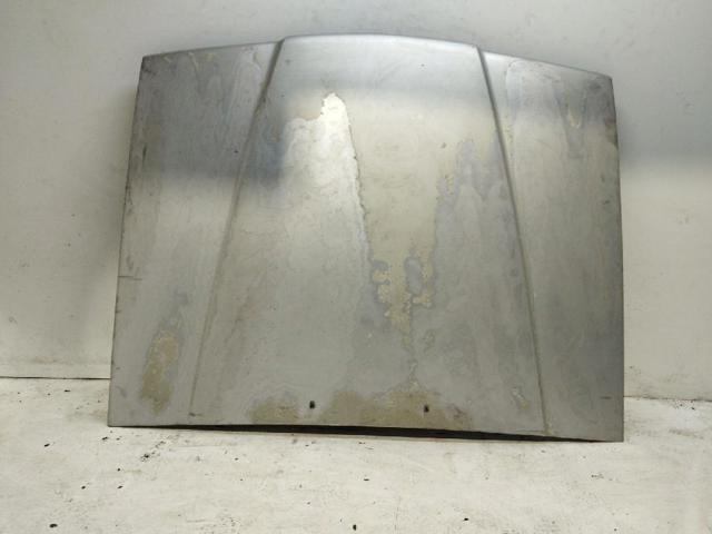 Maska silnika Volvo 740 744