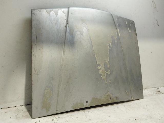 Maska silnika Volvo 740 744