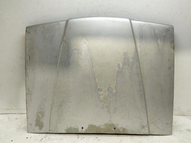 Maska silnika Volvo 740 744