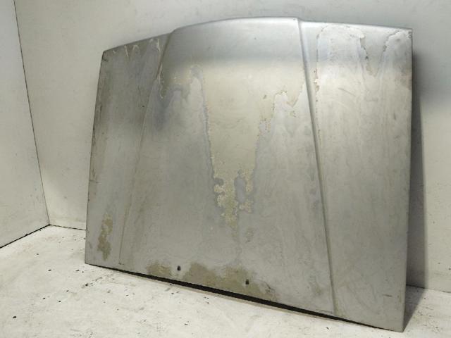 Maska silnika Volvo 740 744