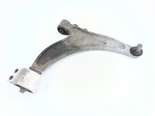 Wahacz zawieszenia przedniego dolny prawy 352870 OPEL